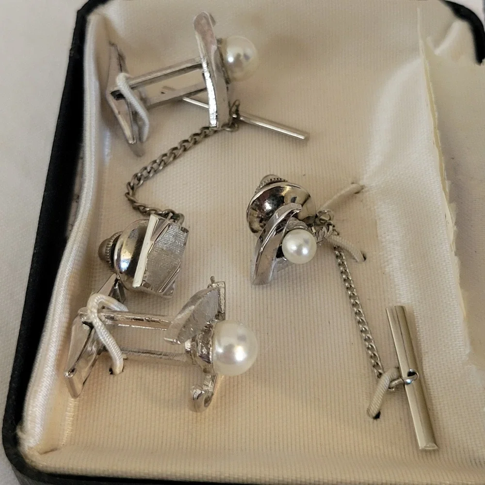 Embassy Vintage Mens Silver Tone Faux Pearl Cufflinks and Tie Tack Set MCM Boxed
